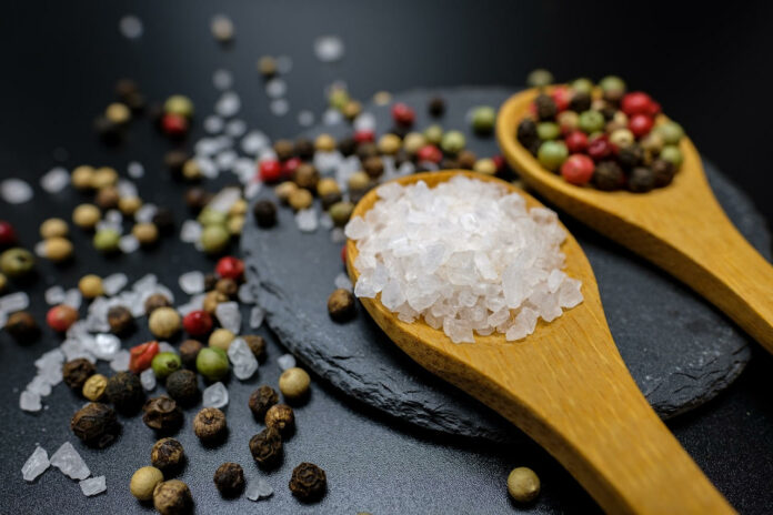 Comment remplacer le sel pour des plats goûtus