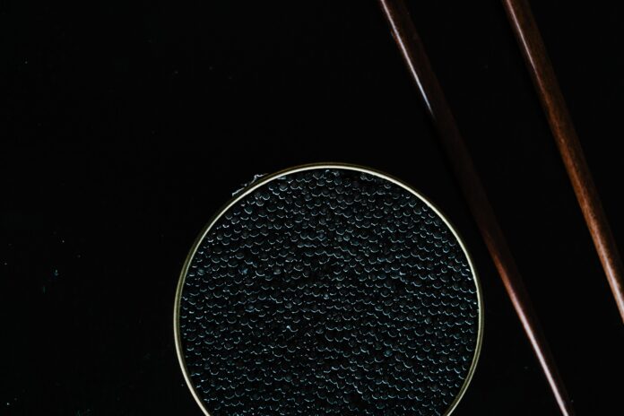L'art de déguster le caviar