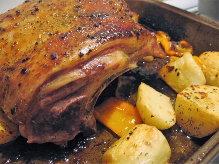 épaule d’agneau rôtie au pour le Roch-Hachana