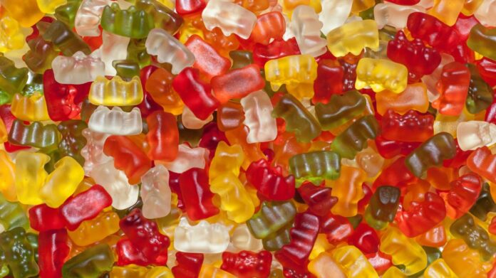 Faire ses bonbons à la maison une dose de fun et de sucre