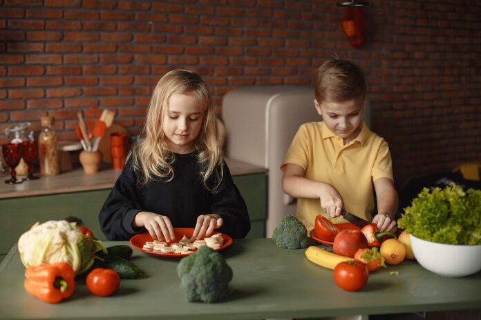 Alimentation des enfants, bien manger à l’école commence à la maison Alimentation des enfants, bien manger