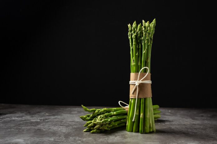Recette énigmatique de mai, les secrets de l’asperge verte en 4 déclinaisons l’asperge verte