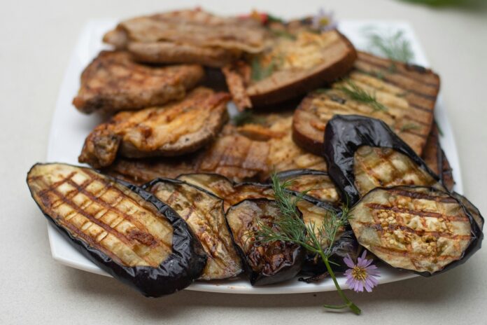 recettes-pour-tous_Nouvelle star de l’été, les sandwichs d’aubergine farcis_natalia-gusakova-UdsV2iVWVOc-unsplash Sandwichs d’aubergine farcis